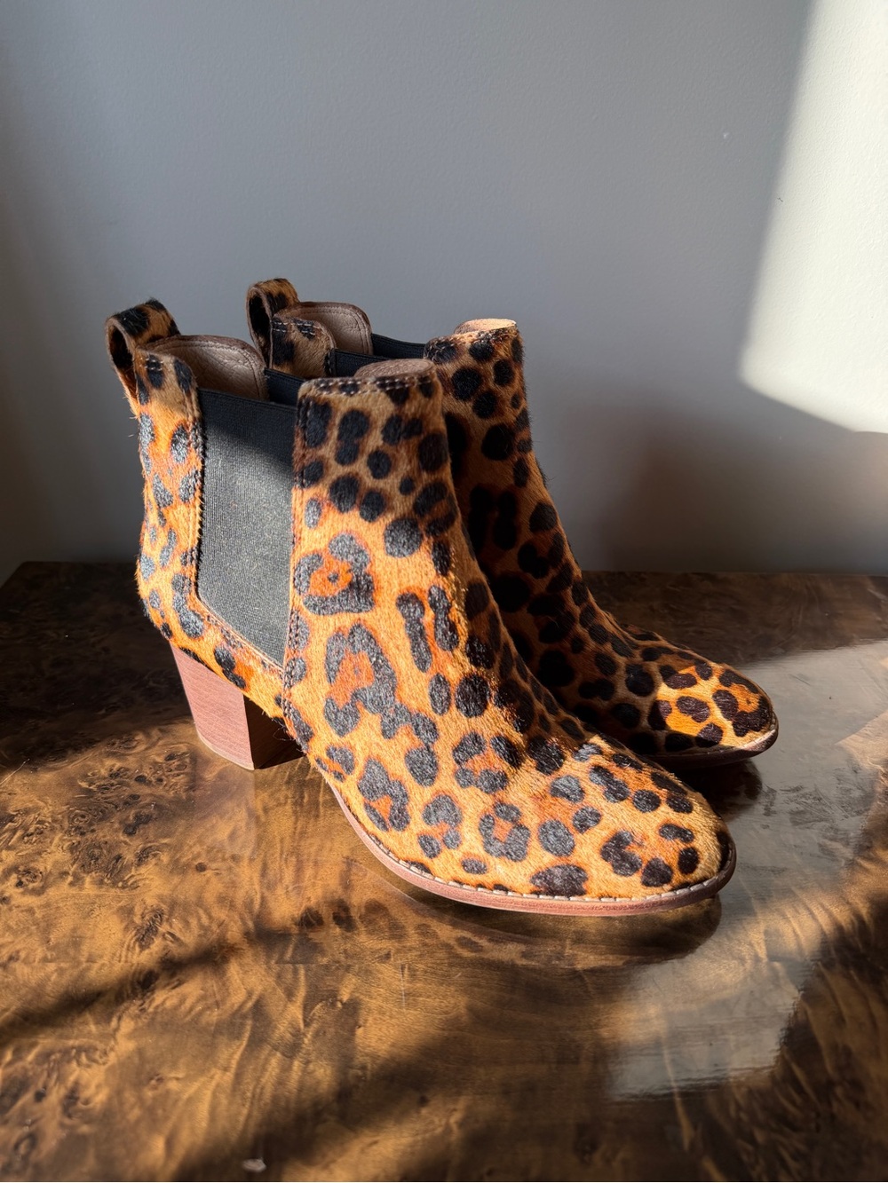 Madewell Leopard Calf Hair Chelsea Booties — Black & Brown